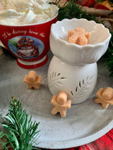 Load image into Gallery viewer, Gingerbread Men Wax Melts
